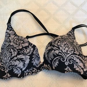 Beautiful Black and Gray Flower Print Victoria’s Secret Bra